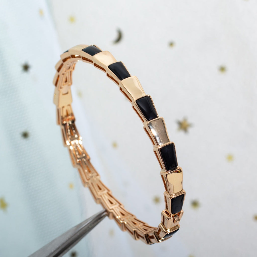 Bvlgari Serpenti Bracelet Pink Gold Onyx