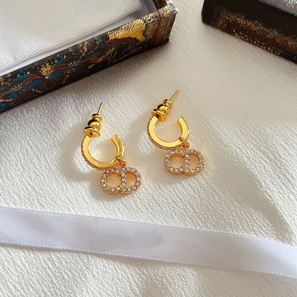 Dior CD Drop Earrings Gold