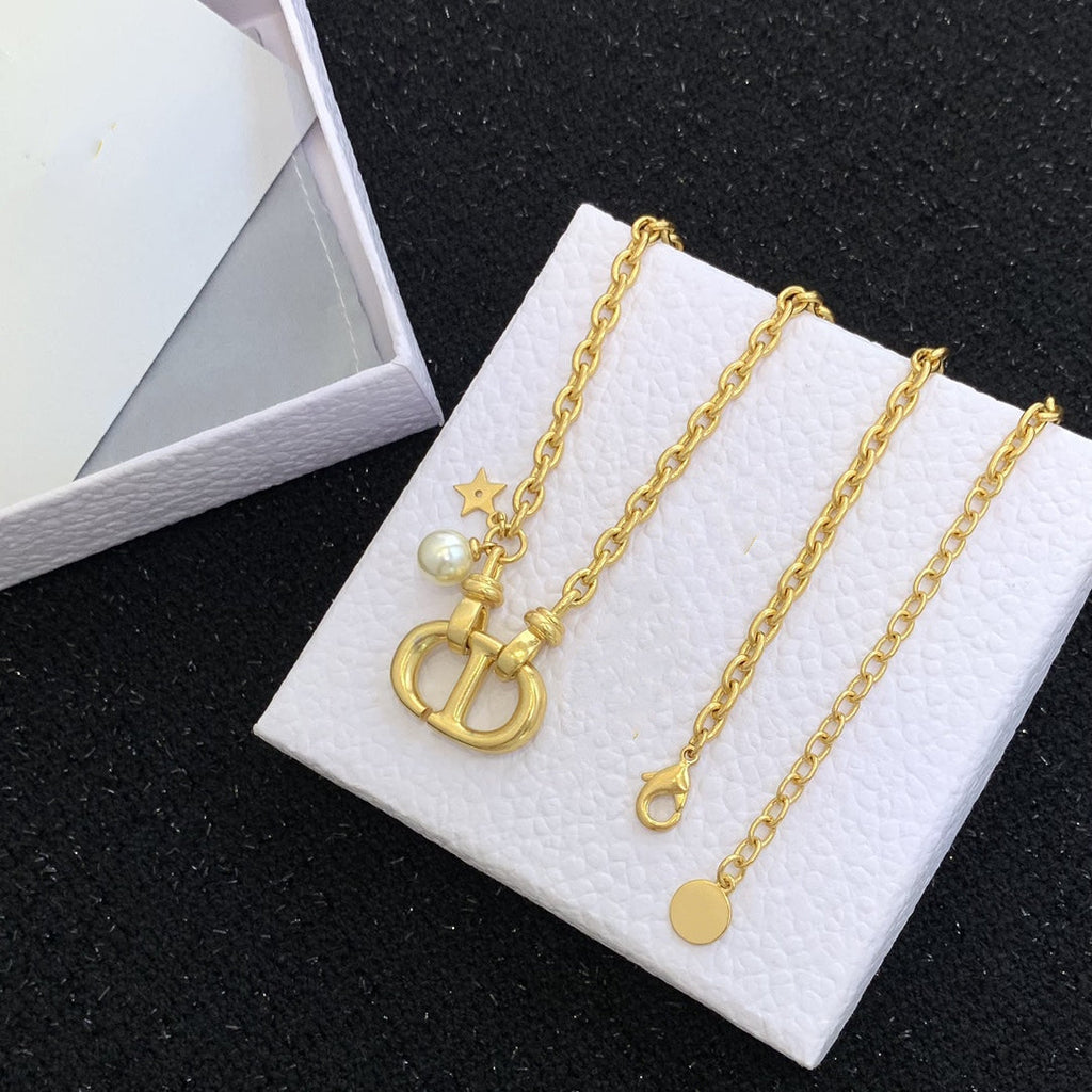 Dior CD Pendant MOP Star Gold Necklace