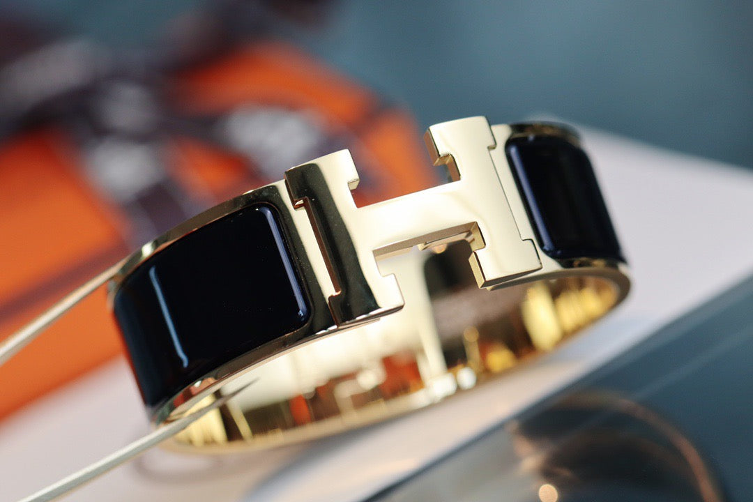 Hermes H Bracelet 18MM Gold