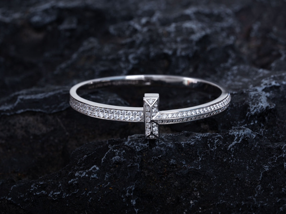 Tiffany Wide Cubic Zirconia Hinged Bangle Silver