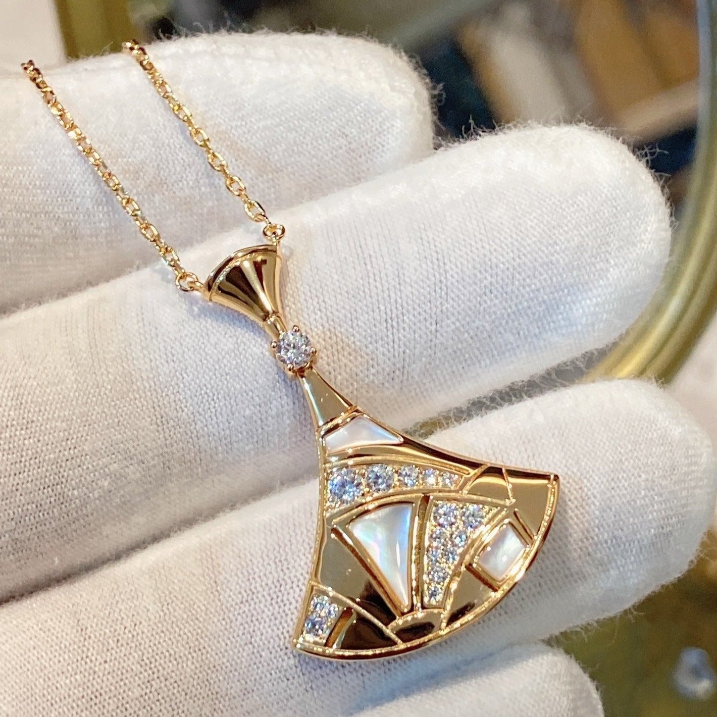 Bvlgari Dream MOP Cubic Zirconia Gold Necklace