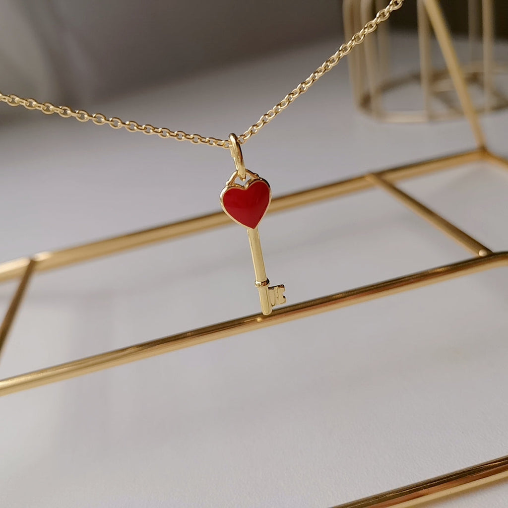 Tiffany Key Pendant Carnelian Heart Gold Necklace