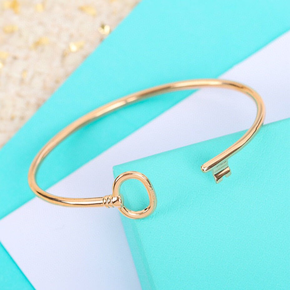 Tiffany Key Wire Oval Bracelet