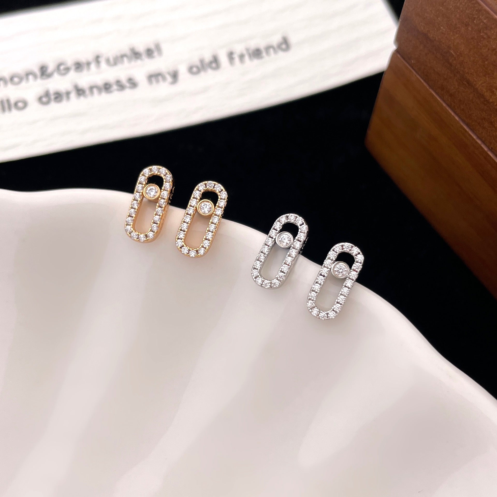 Chaumet Move Uno Cubic Zirconia Small Earrings