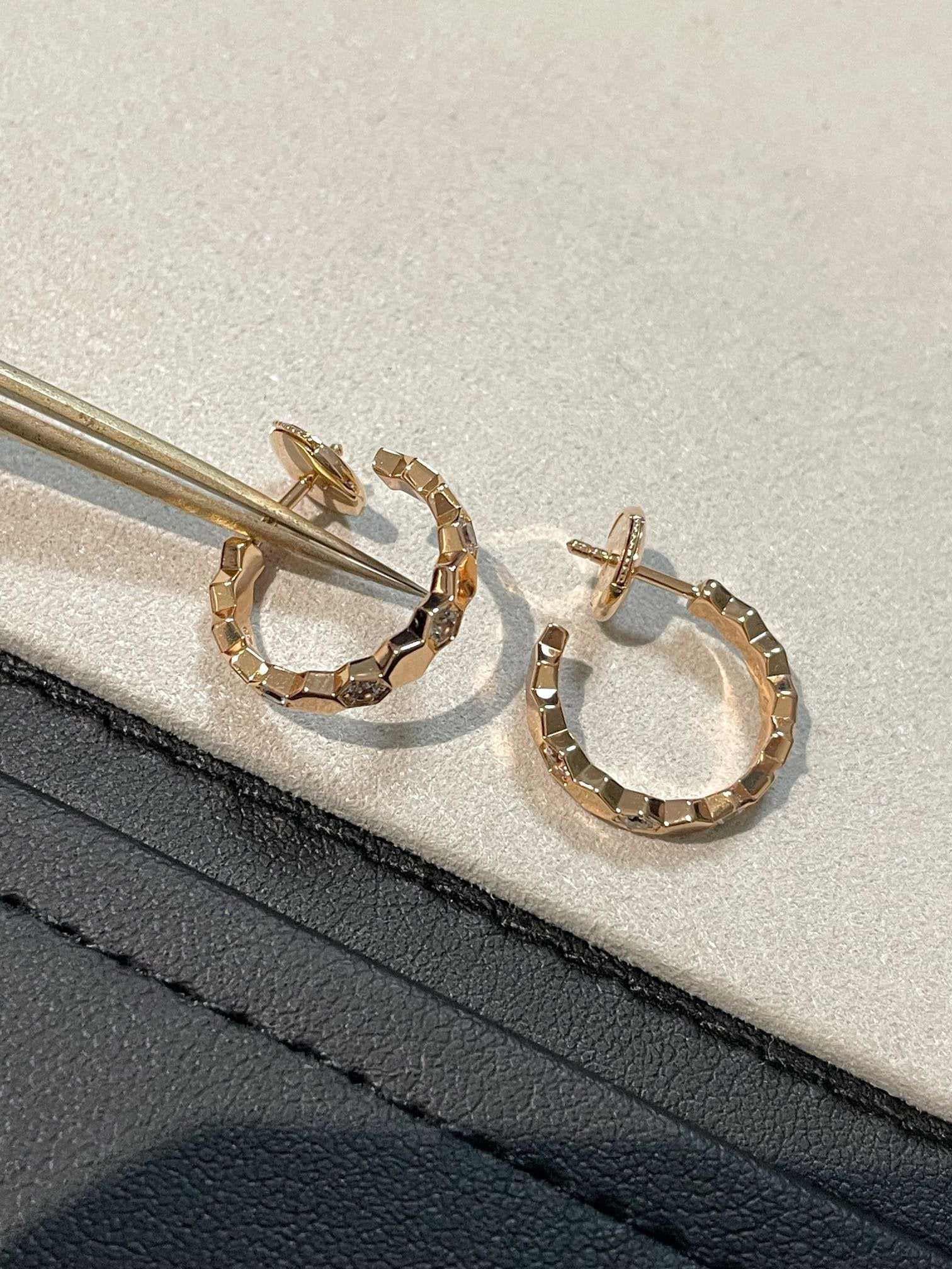 Chaumet Honee Pink Gold Cubic Zirconia Hoop Earrings