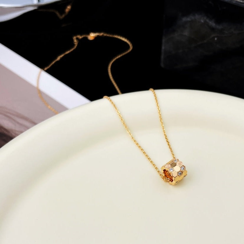 Chaumet Bee Mini Pendant Diamond Necklace