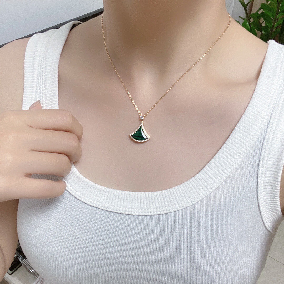 Bvlgari Dream Malachite Cubic Zirconia Paved Pink Gold Necklace