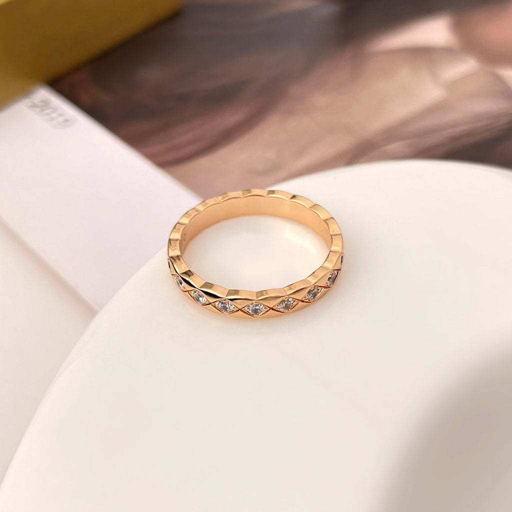 Chanel Crush Mini Classic Ring Cubic Zirconia