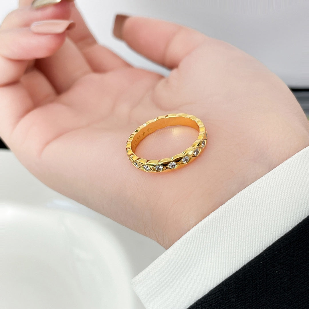 Chanel Crush Mini Classic Ring Cubic Zirconia