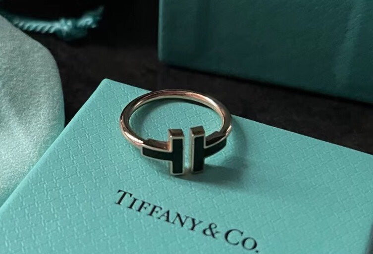 Tiffany T Small Onyx Pink Gold Ring