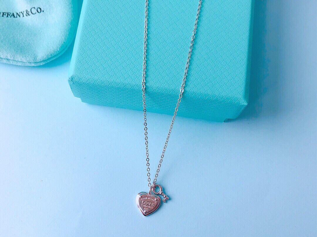 Hermes Heart and Key Silver Necklace