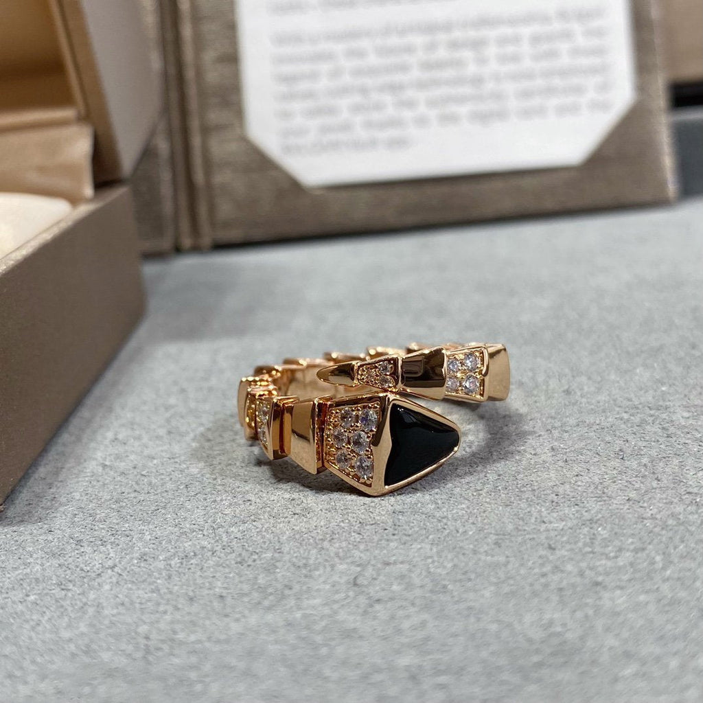 Bvlgari Serpenti Ring Gold Cubic Zirconia Onyx