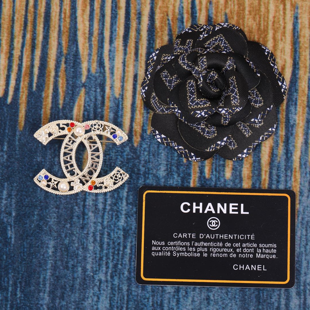 Chanel Brooch 156789