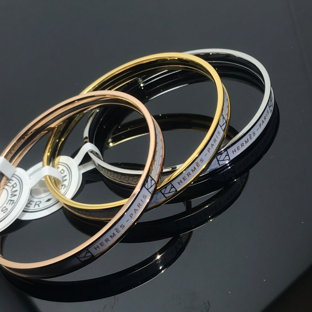 Hermes H Uni Bangle White Bracelet