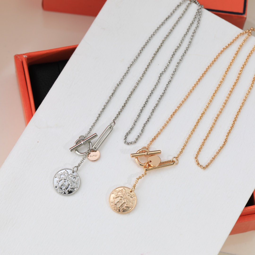 Hermes HM Round Card Silver Pink Gold Drop Necklace