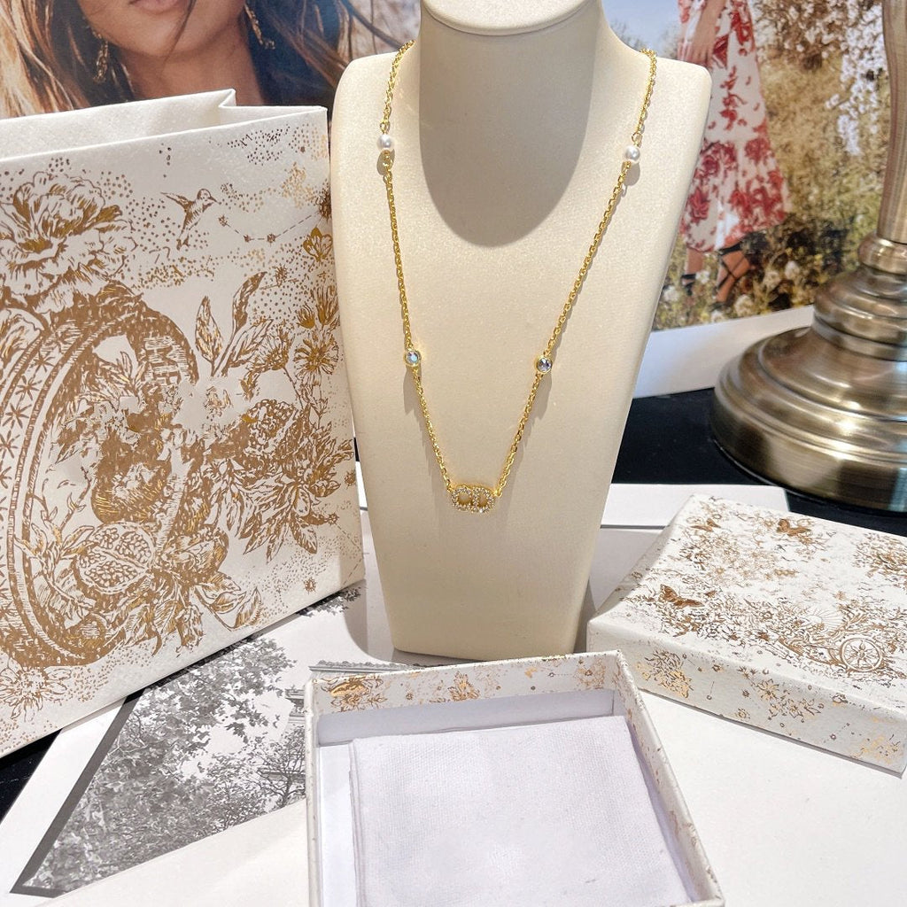 Dior Clair D Lune Necklace Pearl Gold