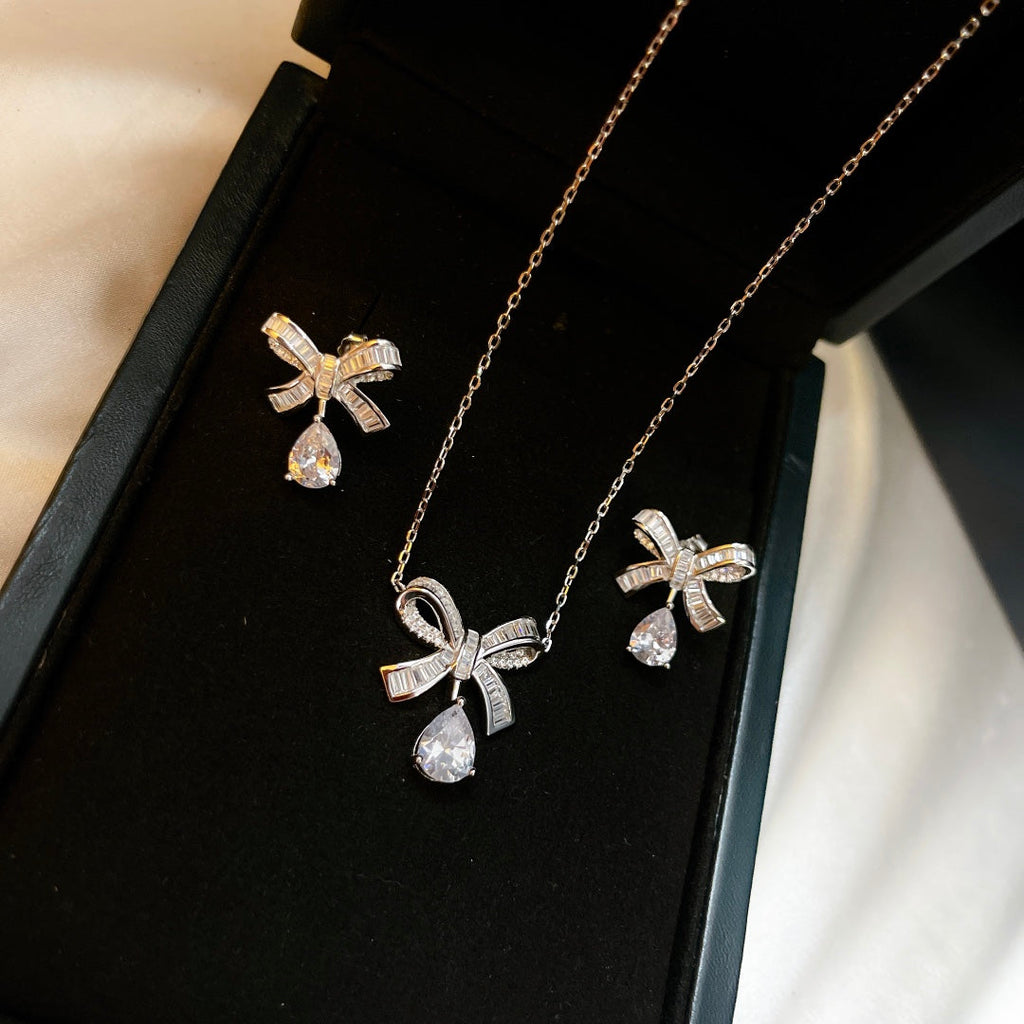 Graff Tilda Bow Baguette Cut Silver Cubic Zirconia Drop Necklace
