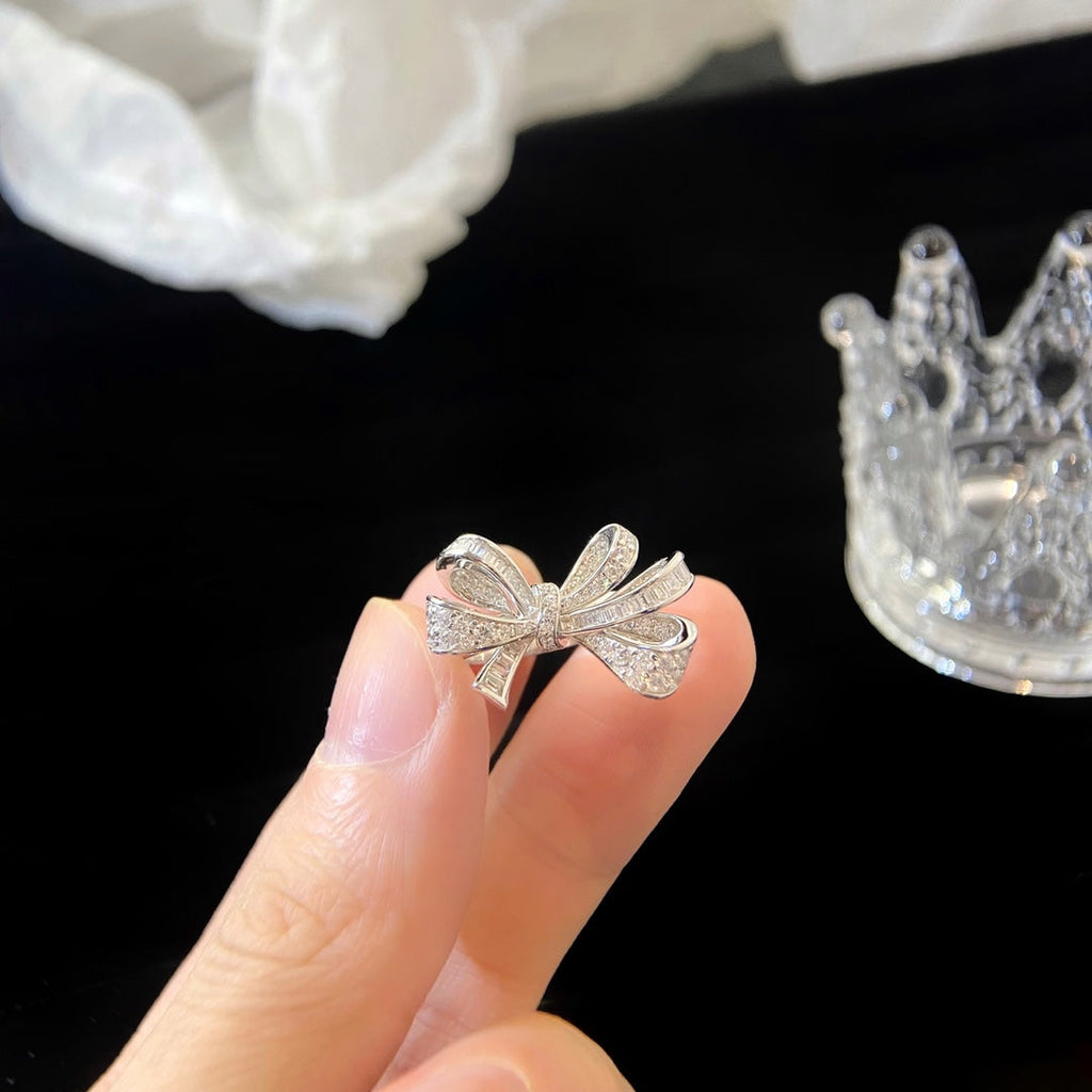 Graff Tildas Bow Double Knot Silver Cubic Zirconia Ring