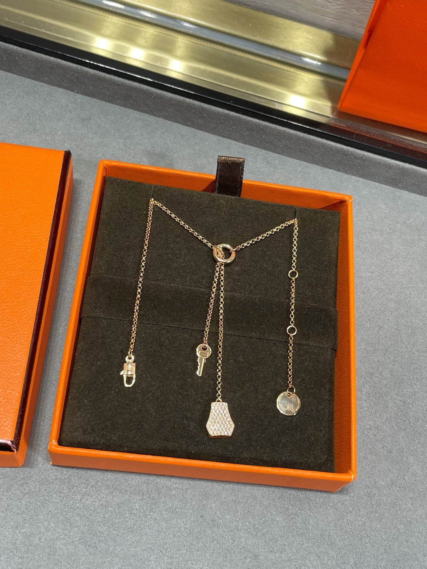 Hermes V Gold Material HM Lock Key Necklace