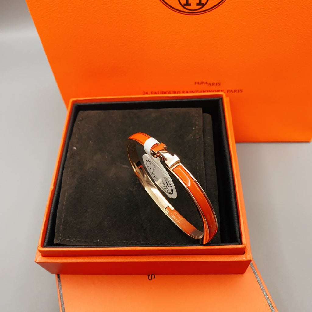 Hermes Classic HM Clic Red 8MM Enamel Bracelet