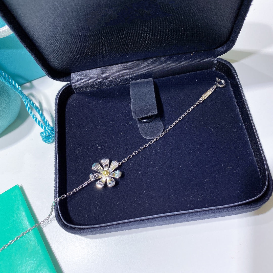 Tiffany Flower Return to Tif Bracelet